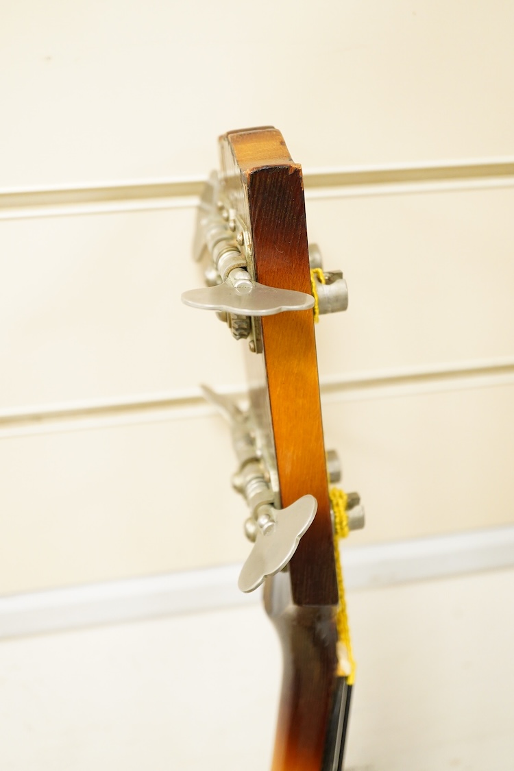 A Gibson Ripper bass guitar s/n 101536, c.1975 in Tobacco Sunburst finish (672 examples only produced in this finish), understood to have been owned by Rick Danko of The Band, with a soft gigging case with shoulder strap